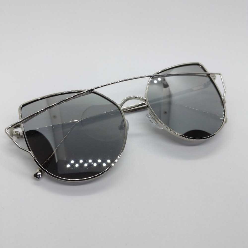 Nwt Cat Eye Sunnies - Picture 5 of 6